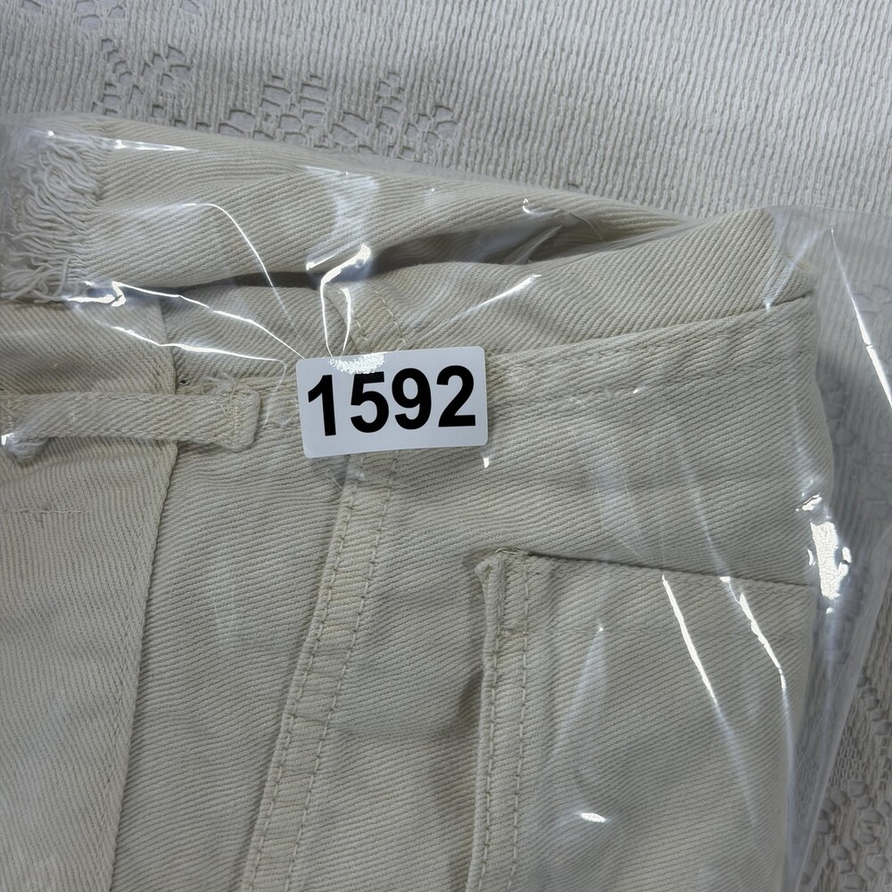 Love Tree Denim Shorts Womens Large White High Rise Distressed Cutoff Frayed Hem - Picture 9 of 9